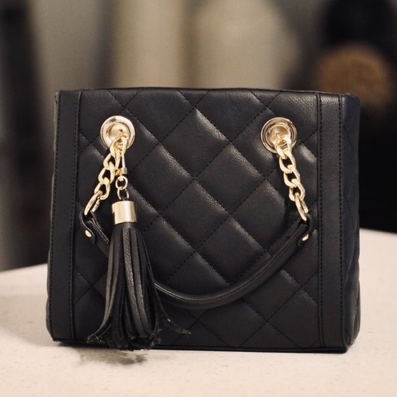 NWOT Small Quilted Tassel Satchel - Picture 4 of 6